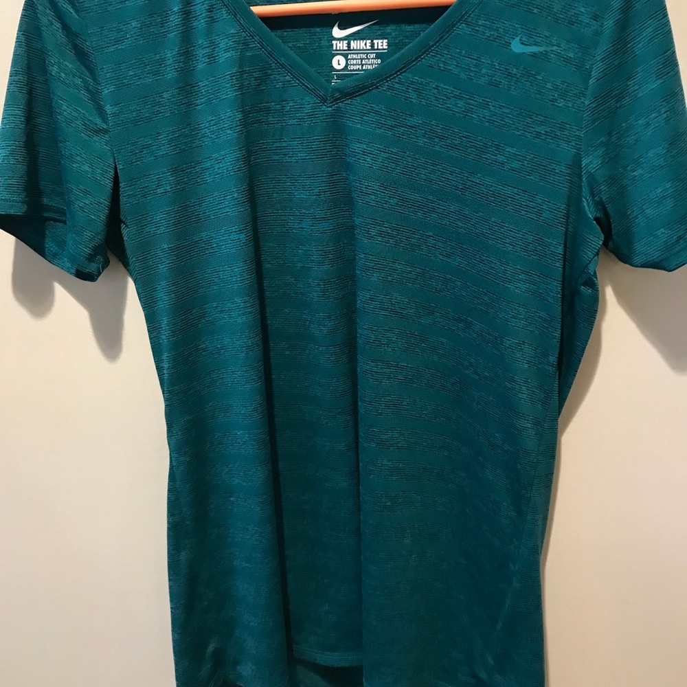 Nike v neck shirt